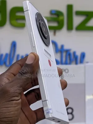 Nouveau Leica Leitz Phone 2 512 GB Blanc