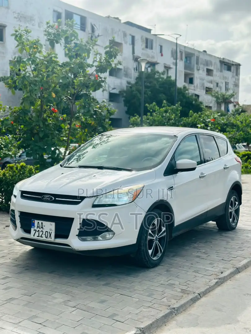 Ford Escape 2015 Blanc