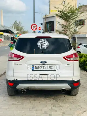 Ford Escape 2015 Blanc