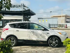 Ford Escape 2015 Blanc