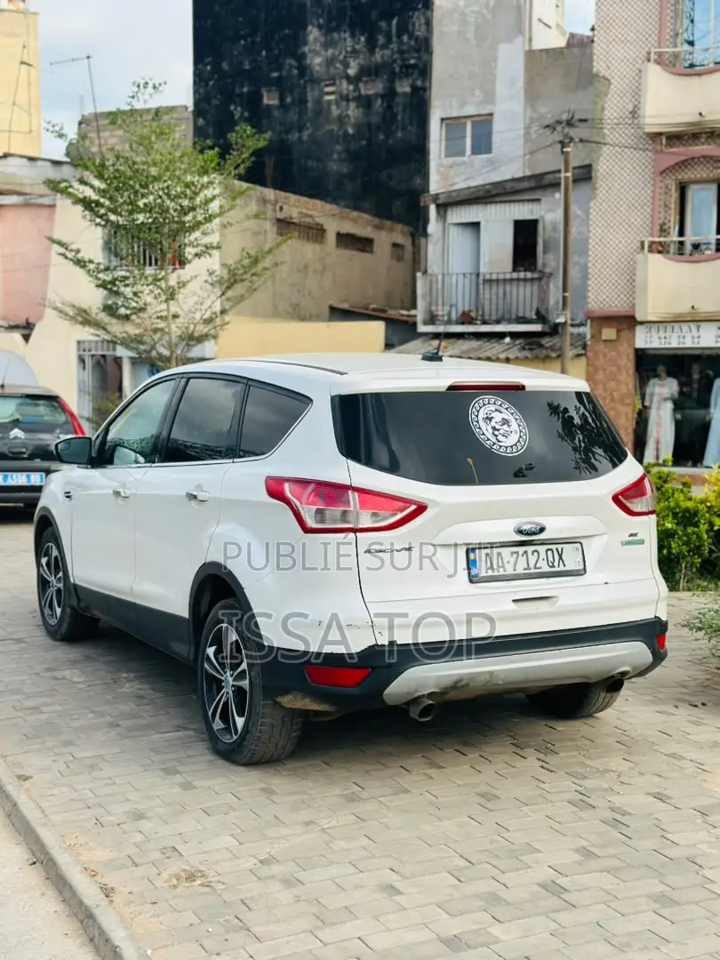 Ford Escape 2015 Blanc