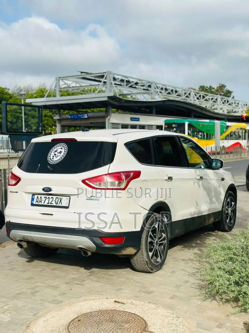 Ford Escape 2015 Blanc
