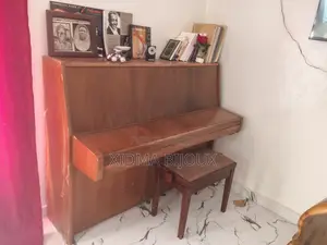 Piano Steinway