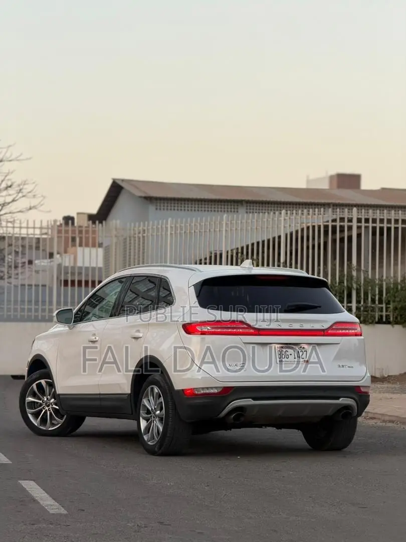 Lincoln MKT 2017 Blanc