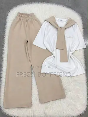 Ensemble Disponible Tout Les Taille