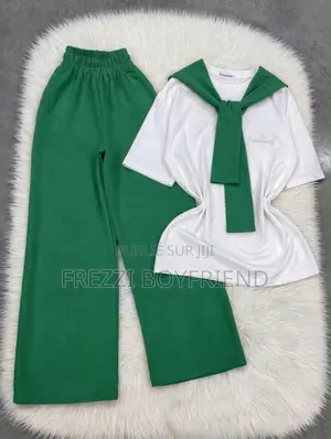 Ensemble Disponible Tout Les Taille