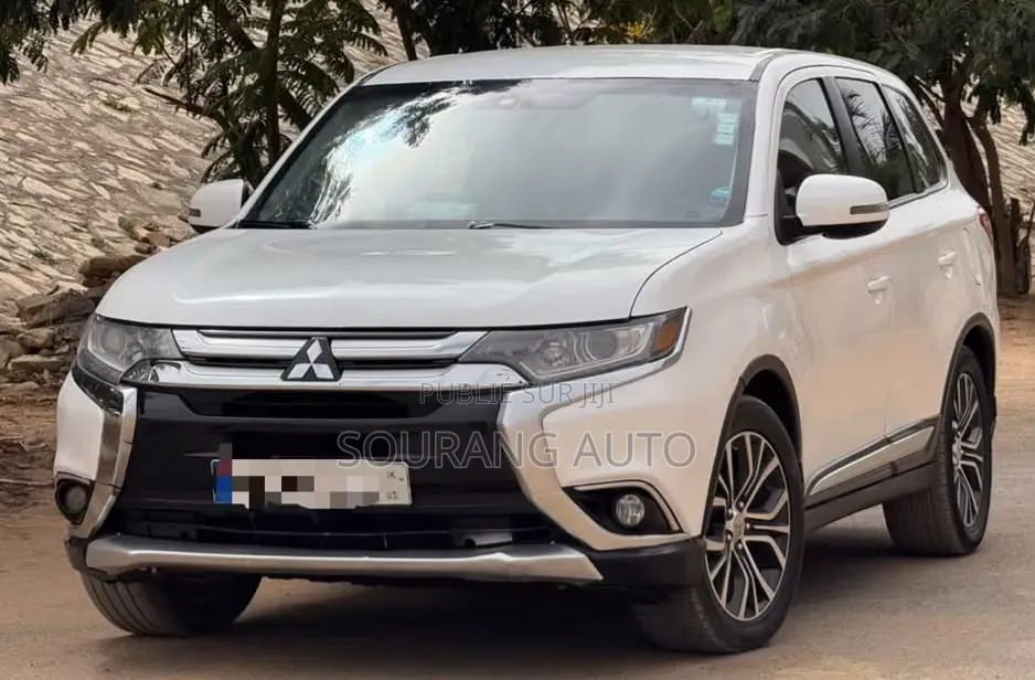 Mitsubishi Outlander 2016 Blanc