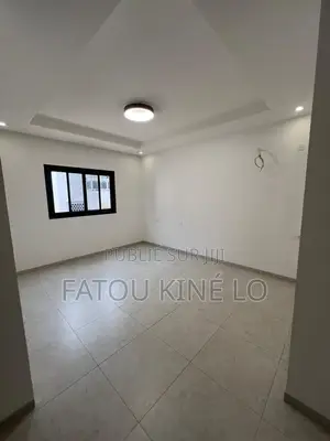 3chbre Appartement dans Mayda, Ouakam à Louer