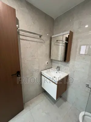 3chbre Appartement dans Mayda, Ouakam à Louer