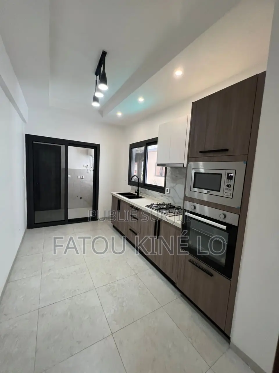3chbre Appartement dans Mayda, Ouakam à Louer