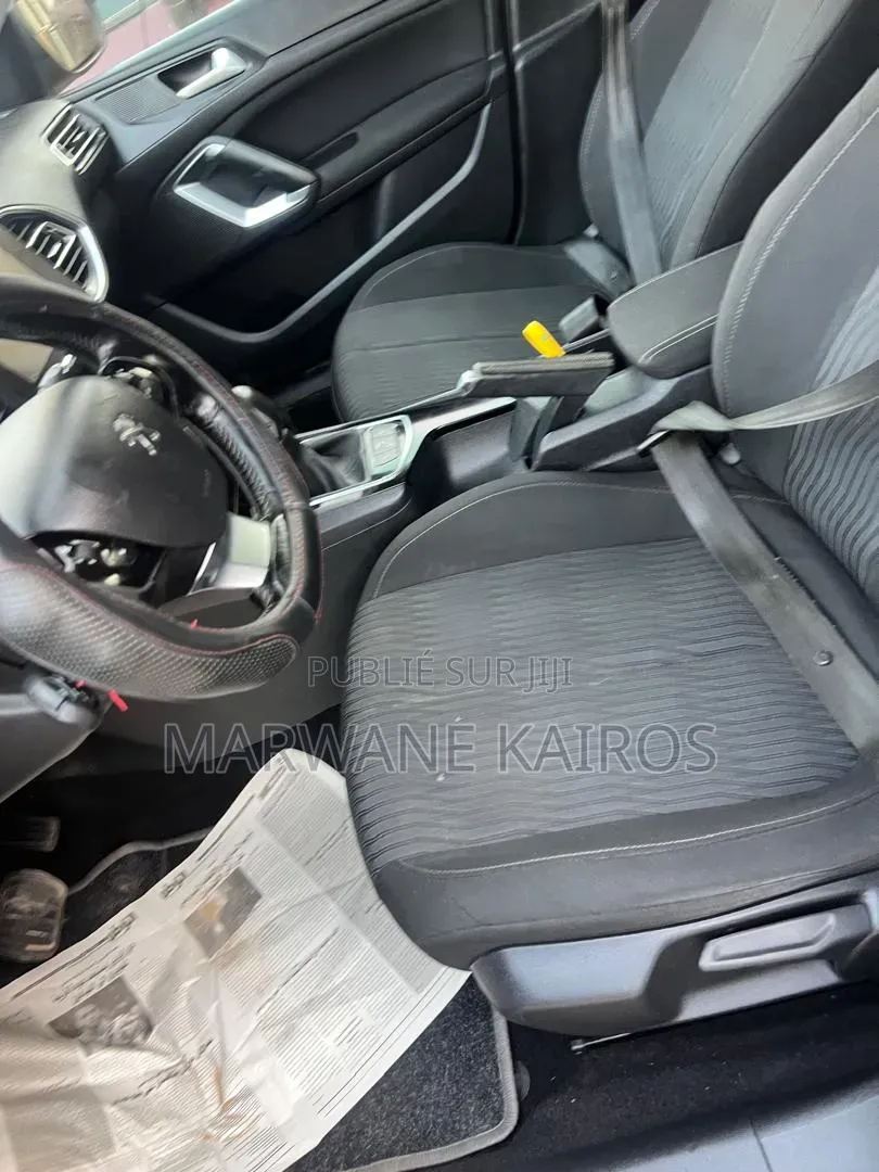Peugeot 308 2017 Gris
