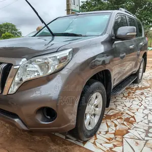 Toyota Land Cruiser Prado 2015 Gris