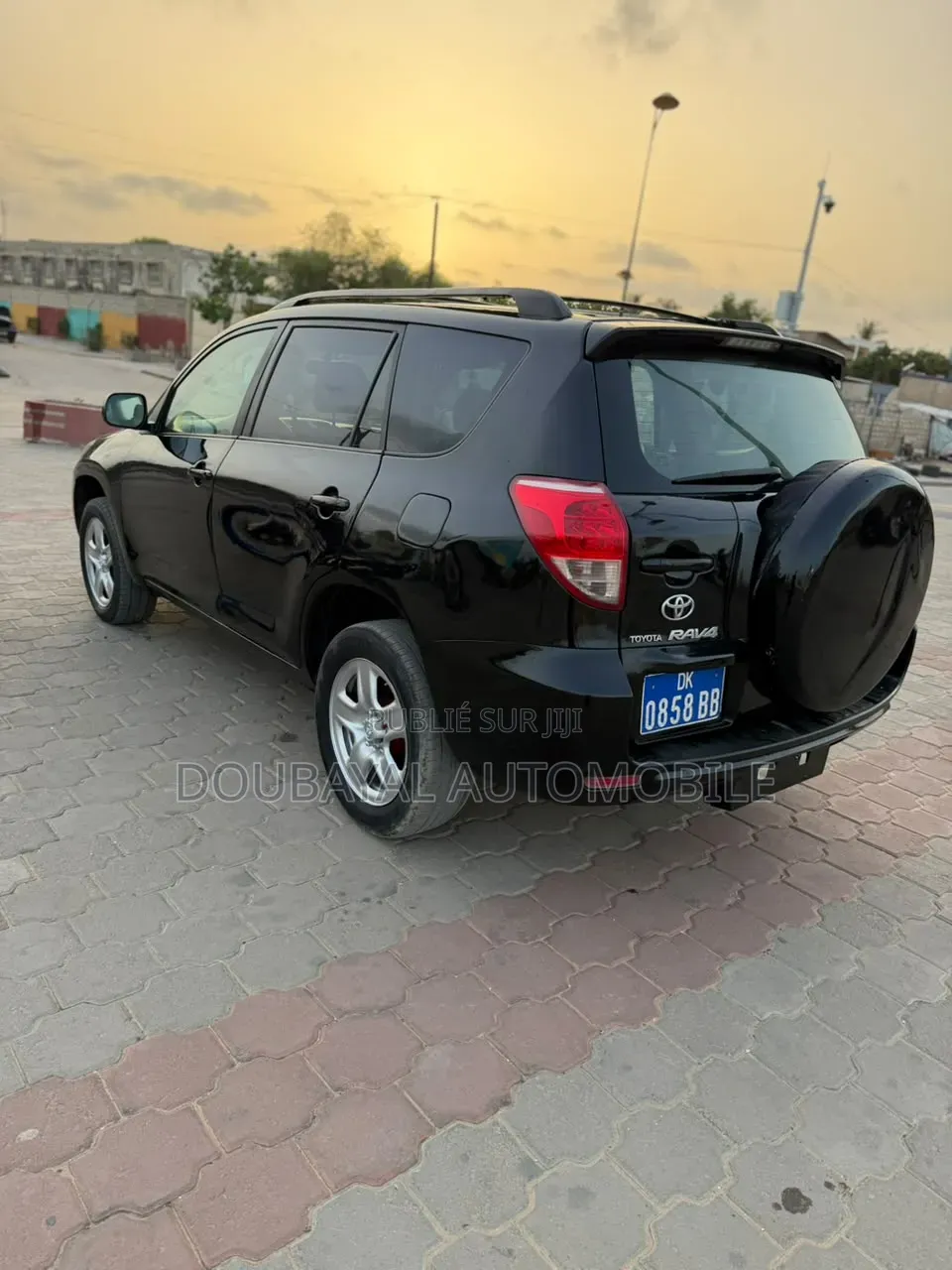 Toyota RAV4 2008 Noir Mat