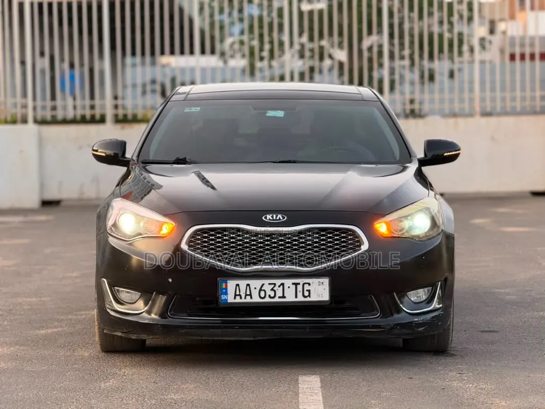 Kia K3000 2015 Noir Mat