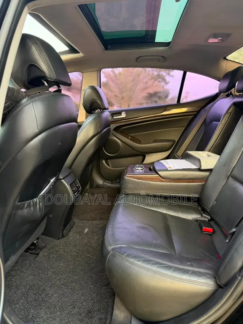 Kia K3000 2015 Noir Mat