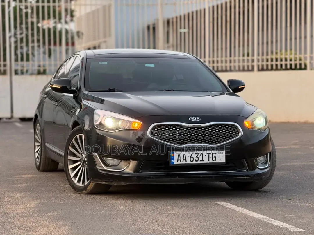 Kia K3000 2015 Noir Mat