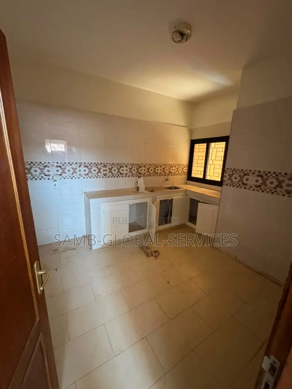 Appartement F3 À Louer Pour Usage De Bureau Ou Habitation