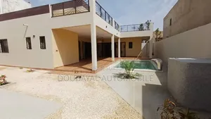 4chbre Villa dans Somone, Thiès Sud à Vendre
