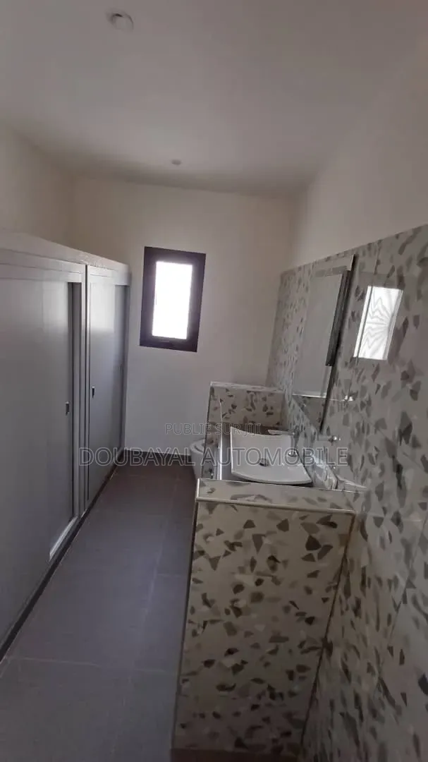 4chbre Villa dans Somone, Thiès Sud à Vendre
