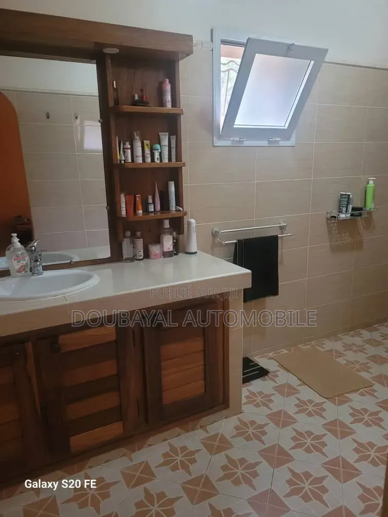 2chbre Villa dans Somone, Thiès Sud à Vendre