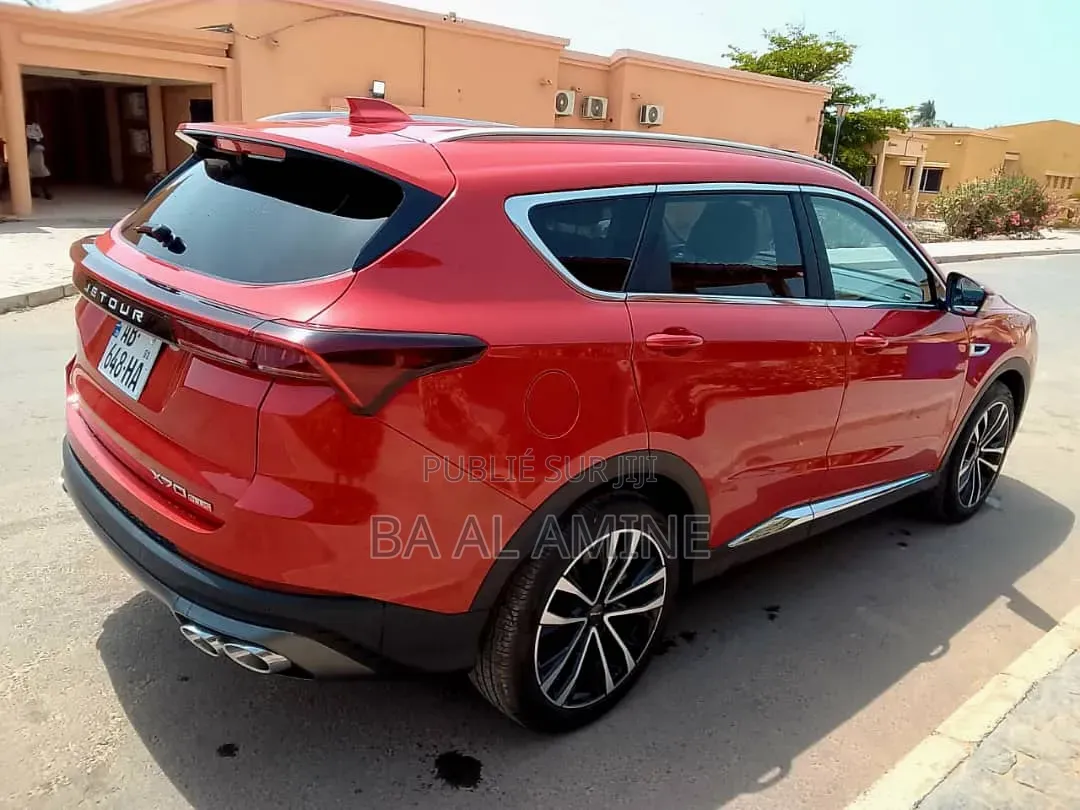 Jetour X70 Plus 2025 Rouge