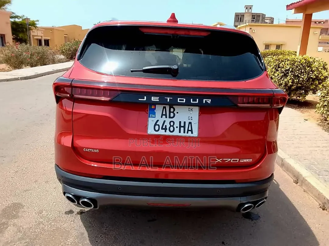 Jetour X70 Plus 2025 Rouge