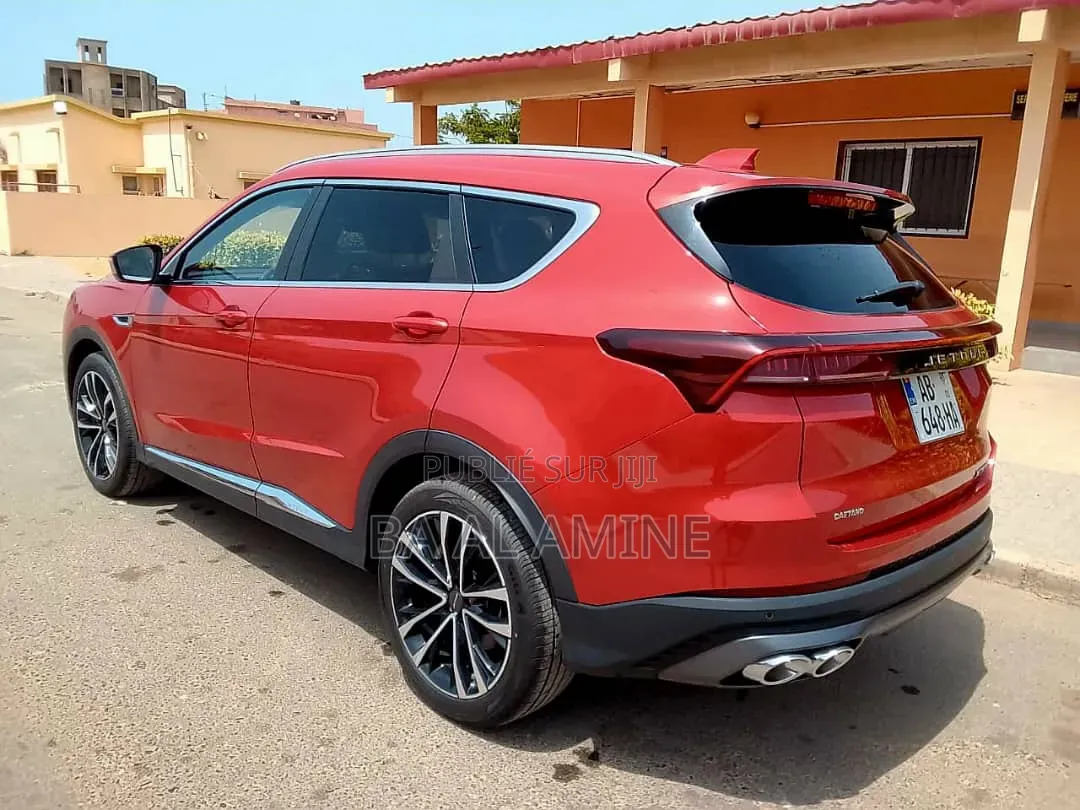 Jetour X70 Plus 2025 Rouge