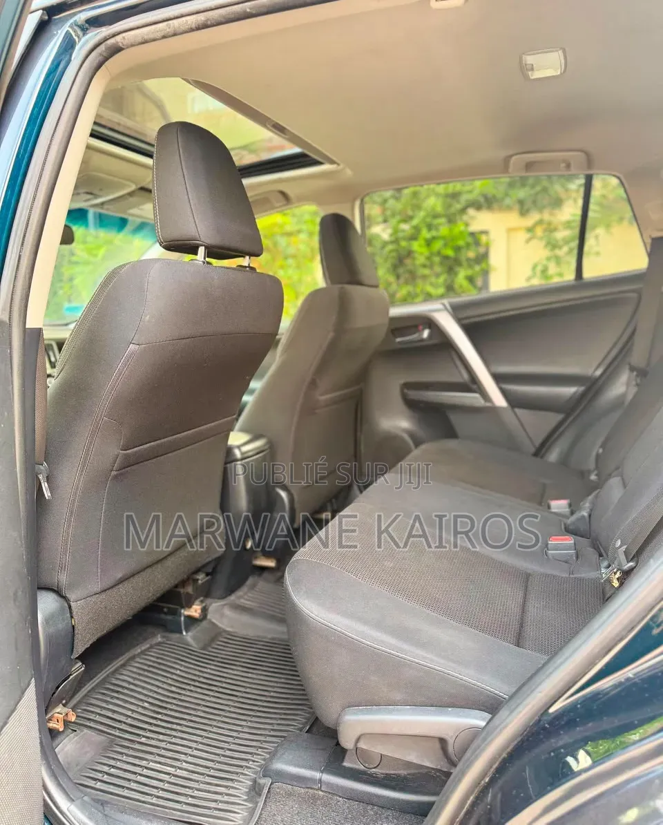 Toyota RAV4 2017 Bleu