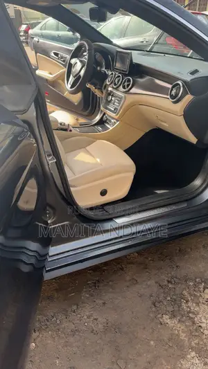 Mercedes-Benz GLA 250 SV Premium 2014 Noir