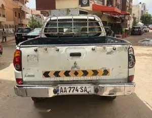 Mitsubishi L200 2013 Blanc