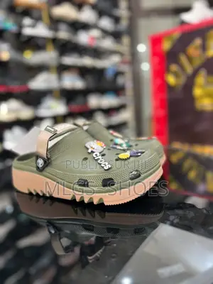 Crocs Disponible