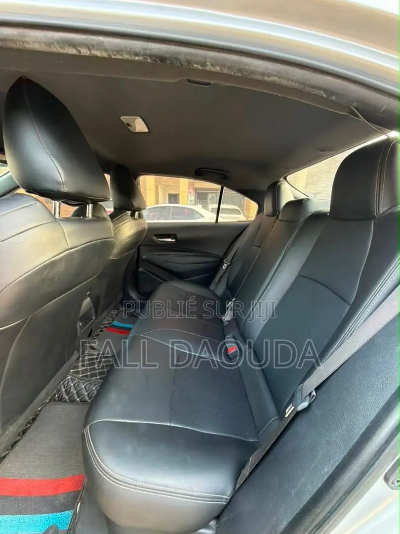 Toyota Corolla 2020 Gris