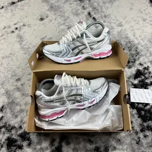 Asics Rose