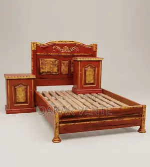 Lit 2places + 2 Commodes en Bois Rouge