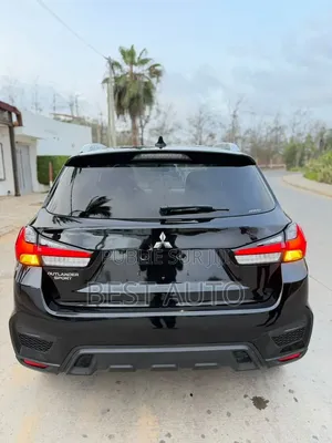 Mitsubishi Outlander 2021 Noir