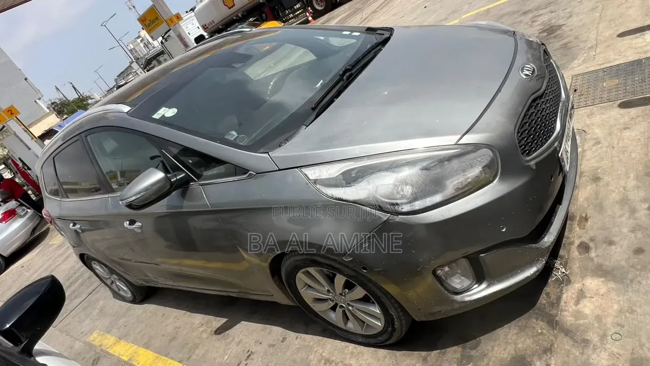 Kia Carens 2016 Gris