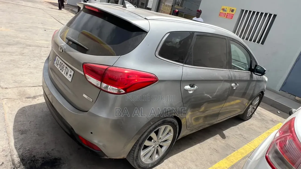 Kia Carens 2016 Gris