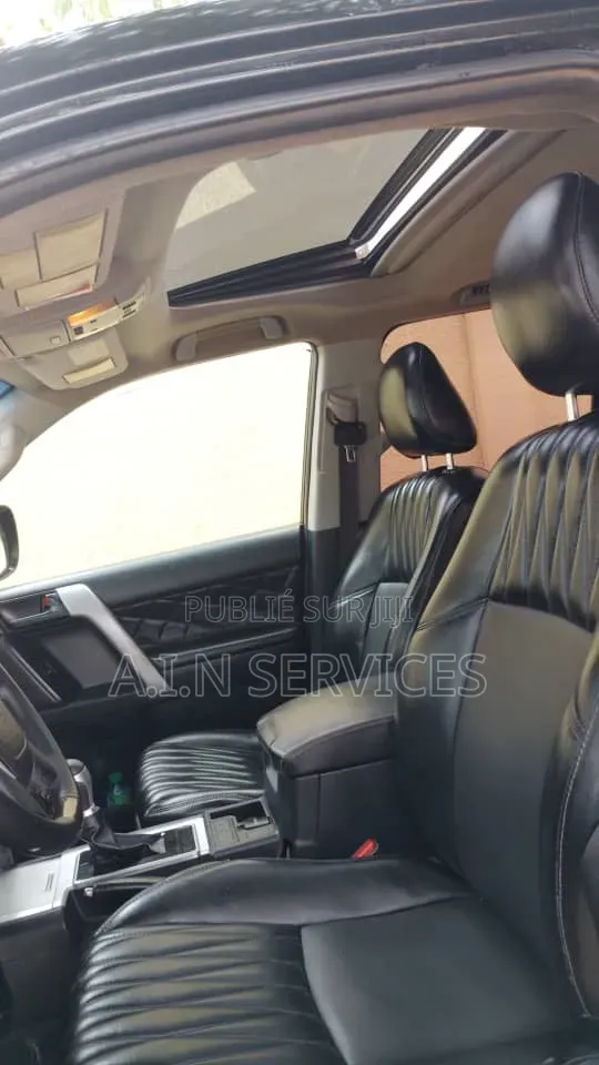 Toyota Land Cruiser Prado 2017 Noir