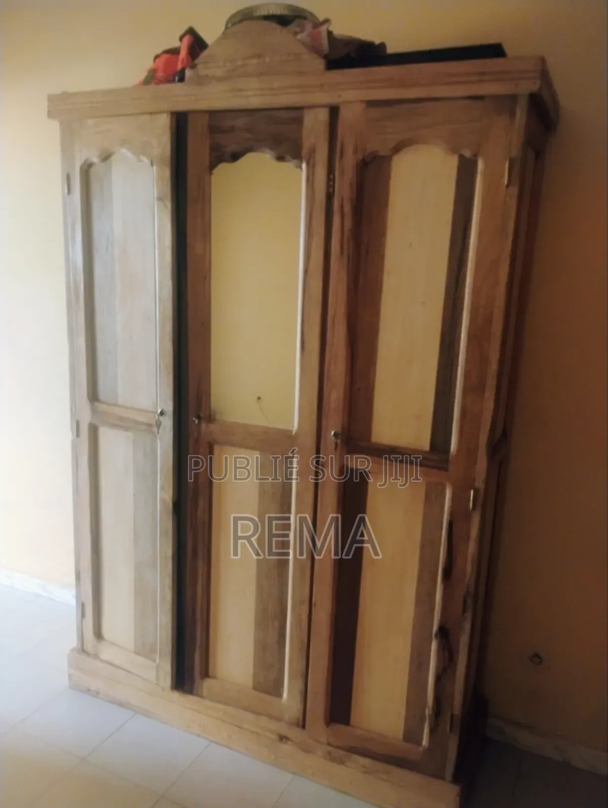 Armoire 3 Batant