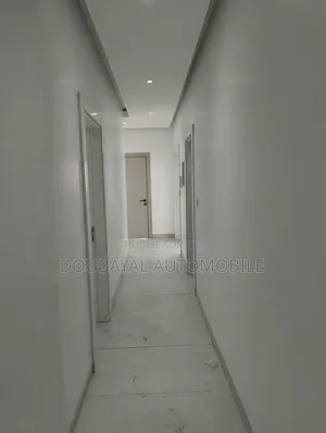 3chbre Appartement dans Vdn Cité Cpi, Mermoz Sacré-Cœur à Vendre
