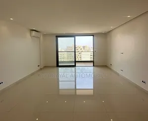 3chbre Appartement dans Sacré Coeur 🏡🏡🏡🏡🏡 à Vendre