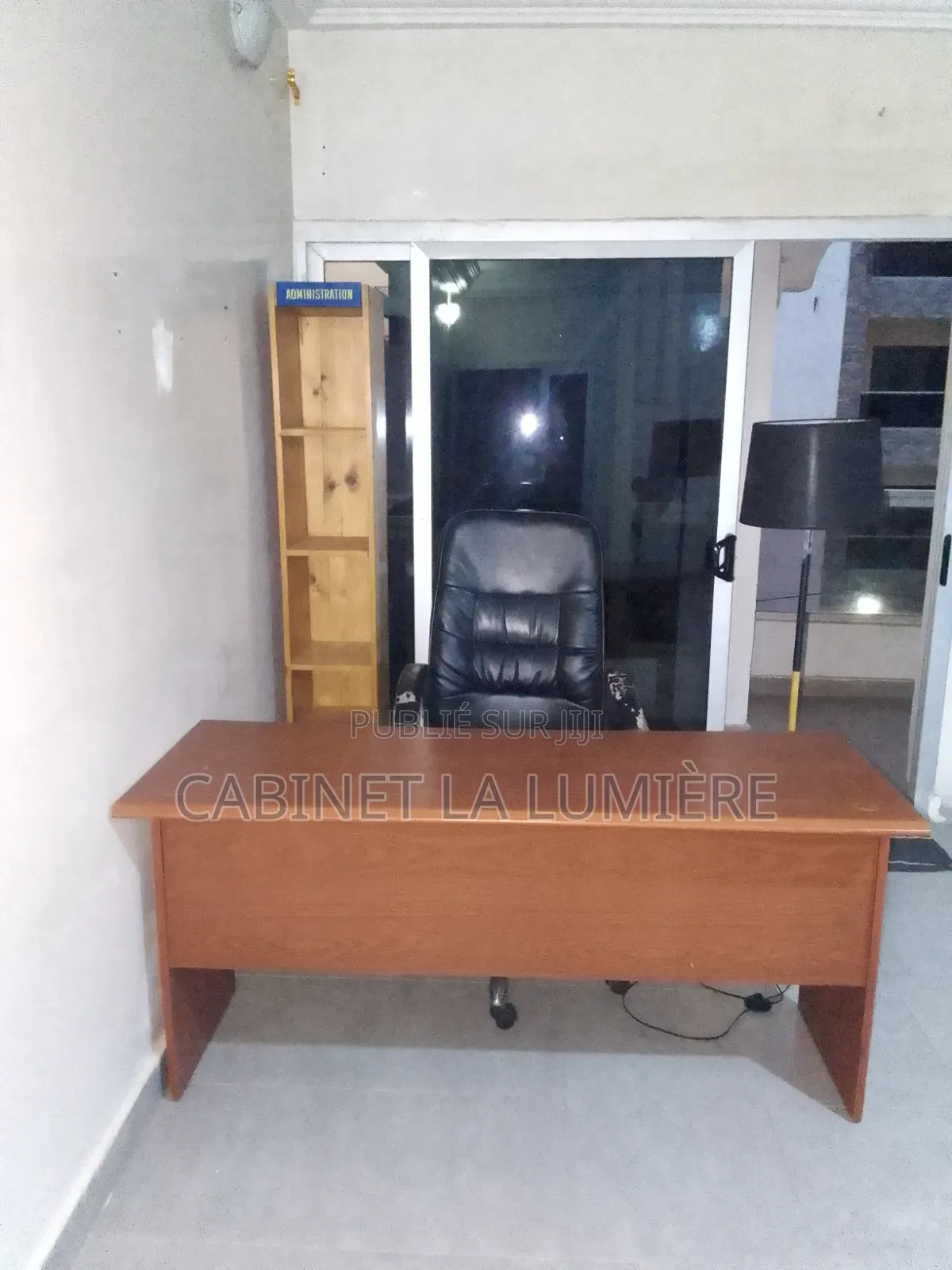 Bureau Complet À Vendre