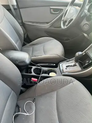 Hyundai Elantra 2013 Marron