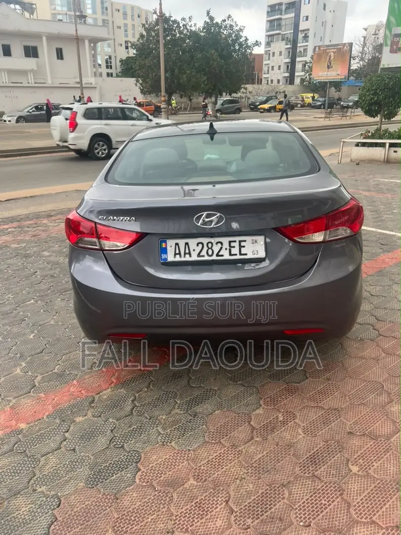 Hyundai Elantra 2013 Marron