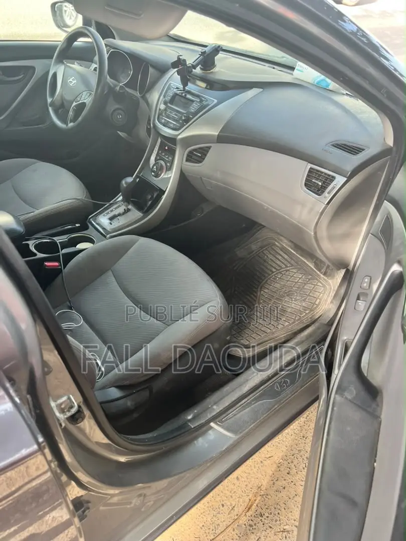 Hyundai Elantra 2013 Marron