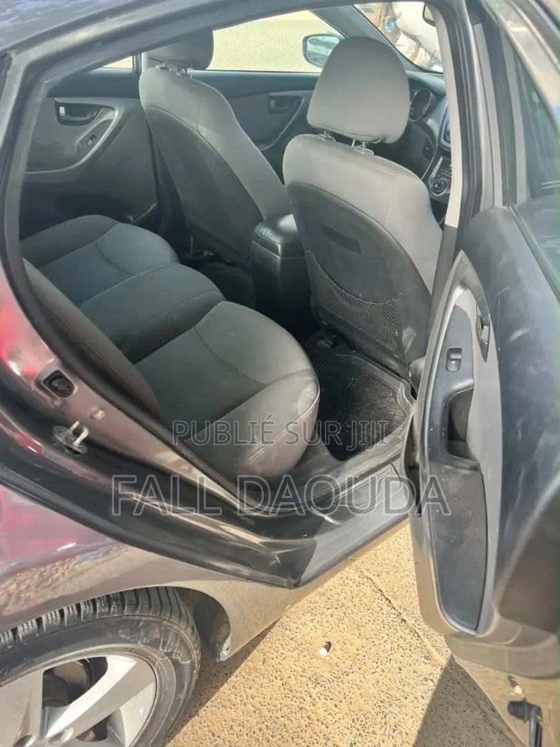 Hyundai Elantra 2013 Marron