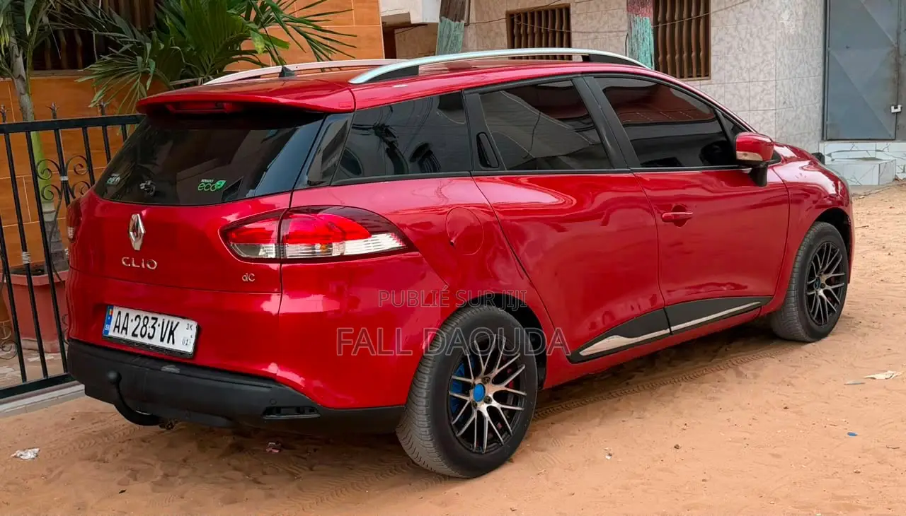 Renault Clio 2015 Rouge