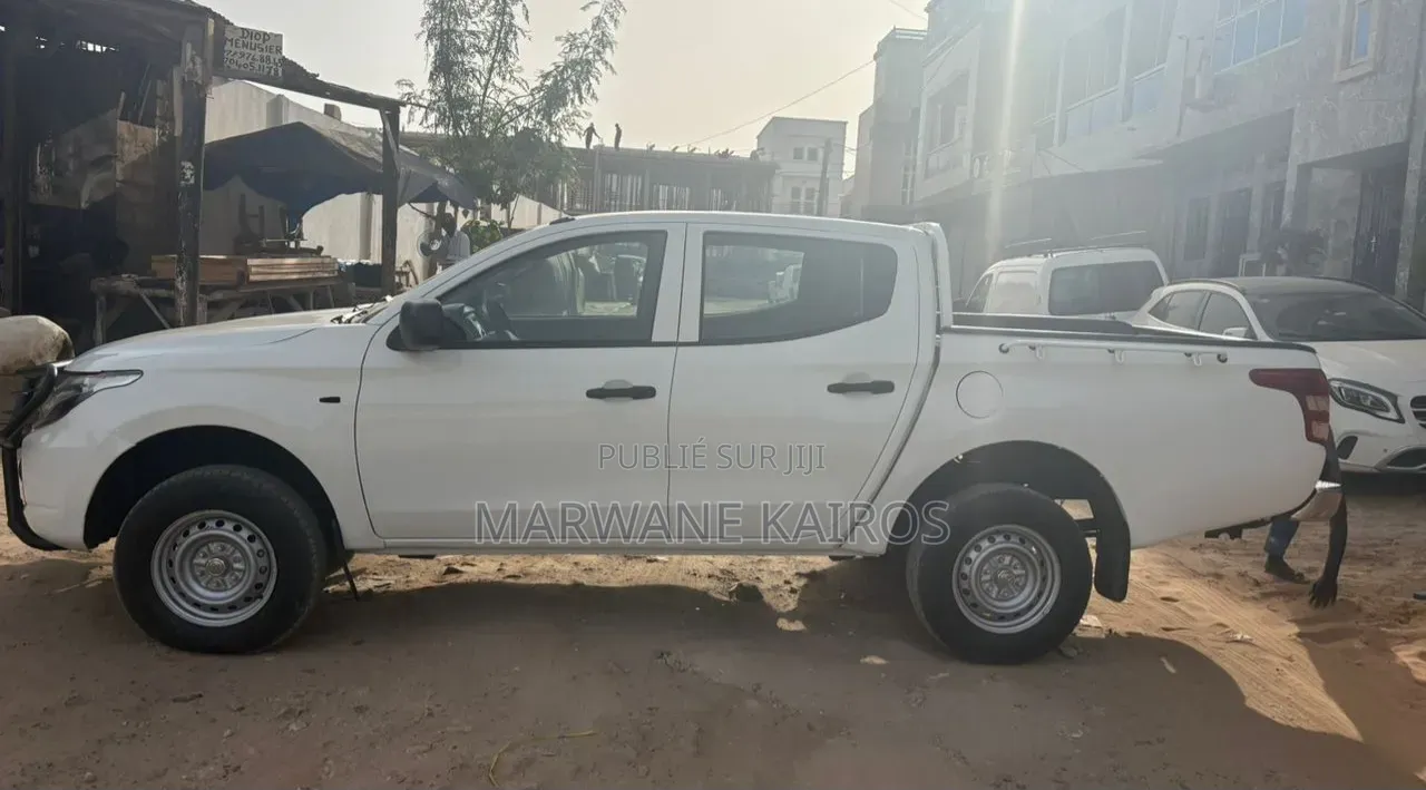Mitsubishi L200 2019 Blanc