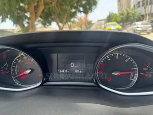 Peugeot 308 2017 Gris