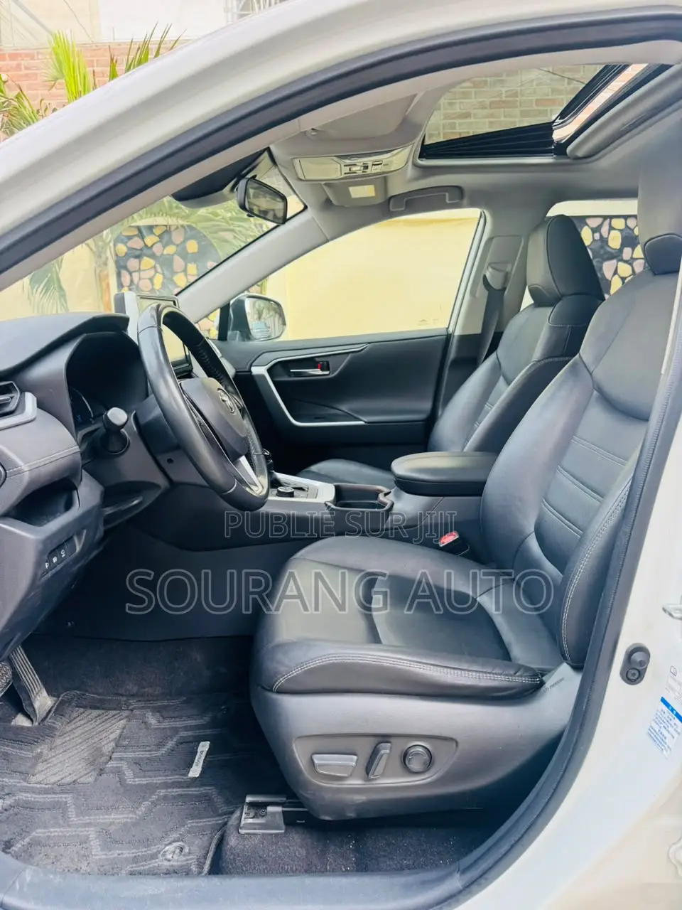 Toyota RAV4 XLE Premium 2021 Blanc